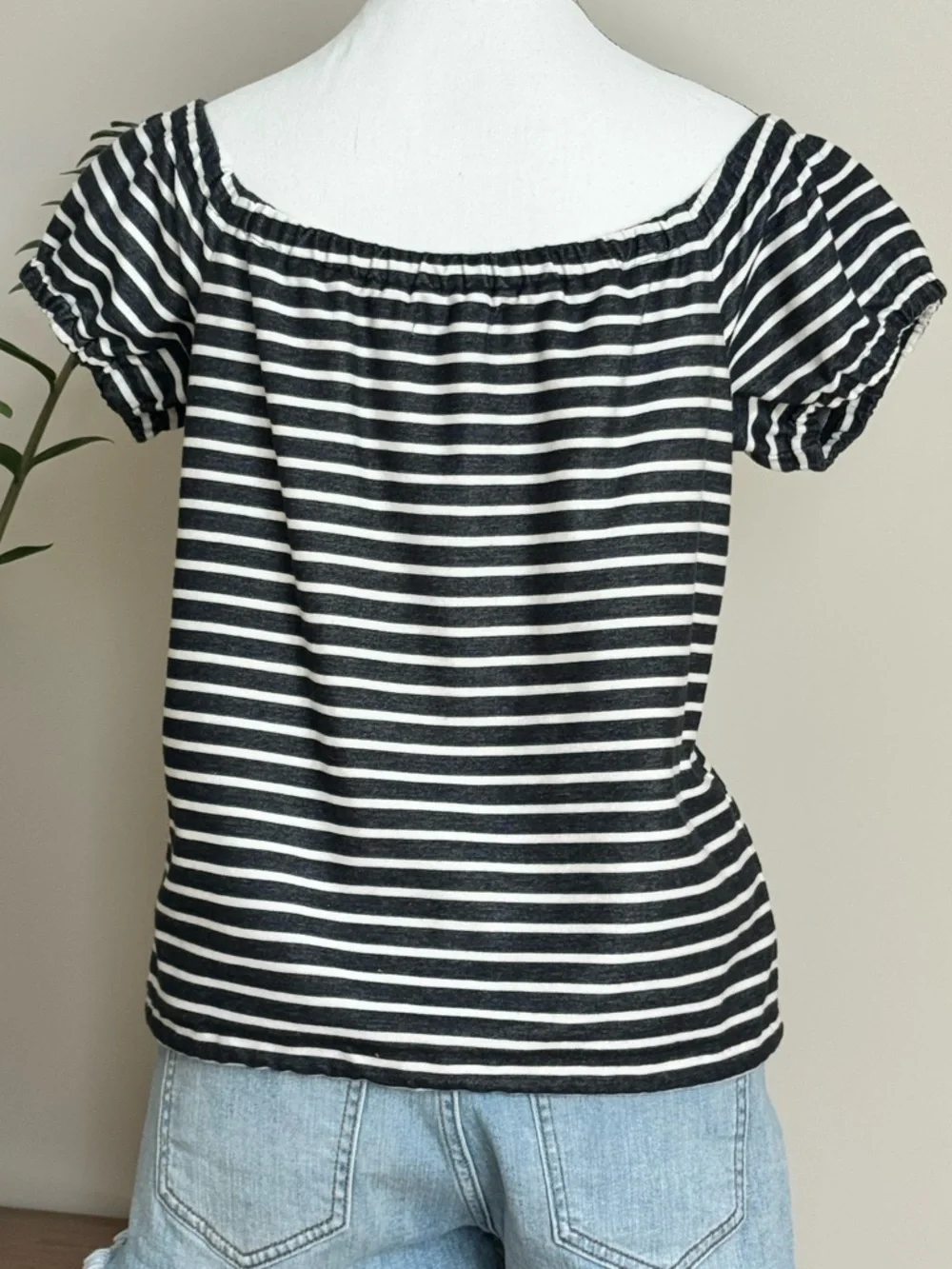🔹 Madewell Melody Striped Off-Shoulder Women's Top size Medium - Picture 6 of 6